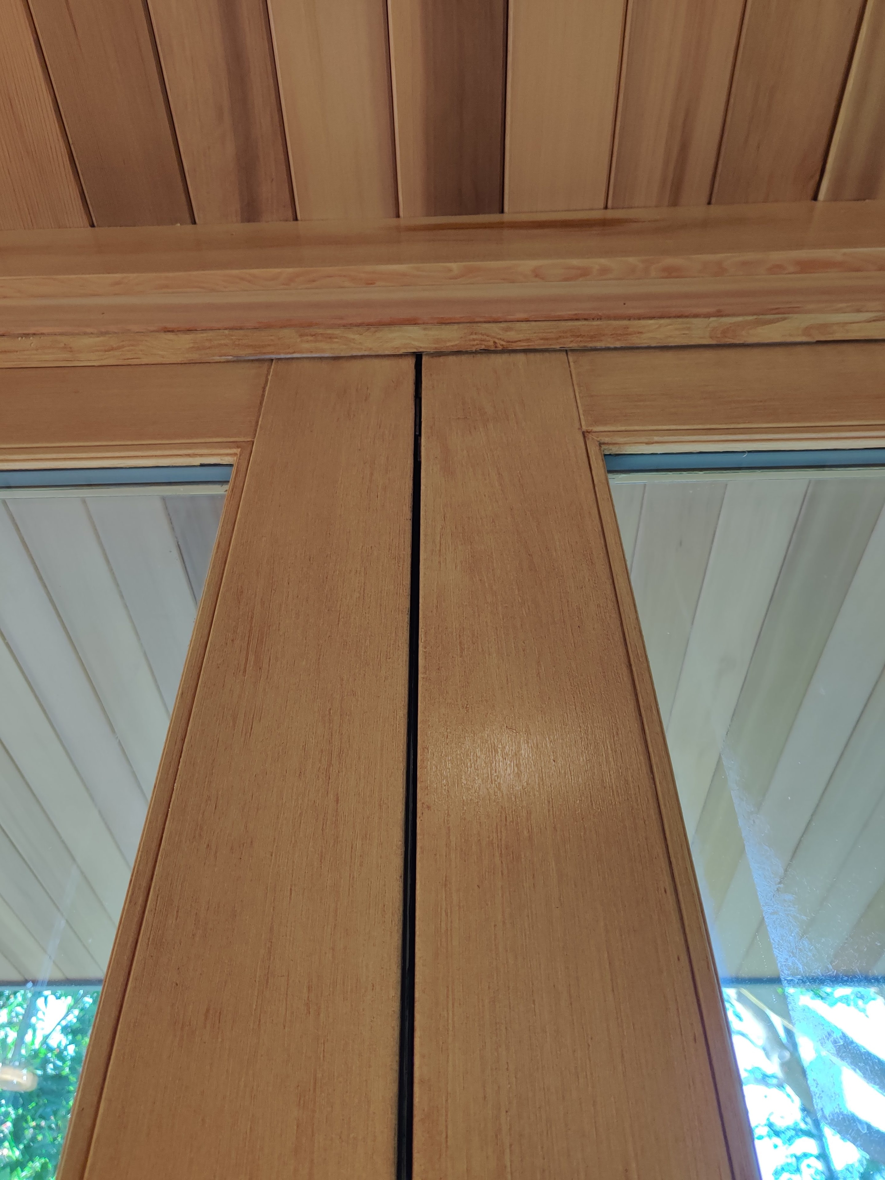Wood grain finish